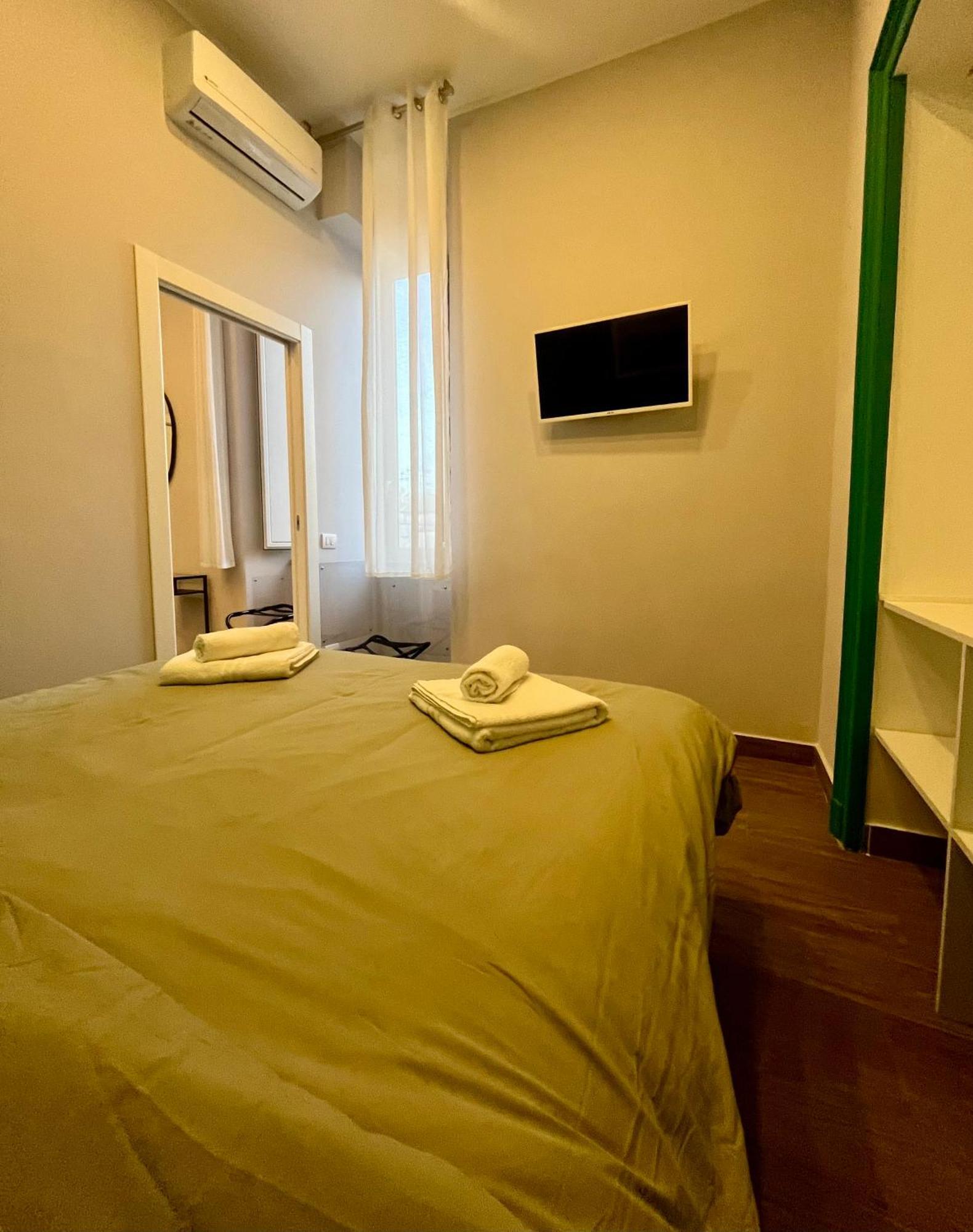 נאפולי A Casa Di Pupa Guest House מראה חיצוני תמונה